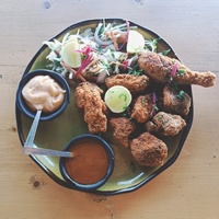 Fried Chicken ꭞ (8 pcs)