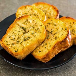 Garlic Cheese Toast ꭞ